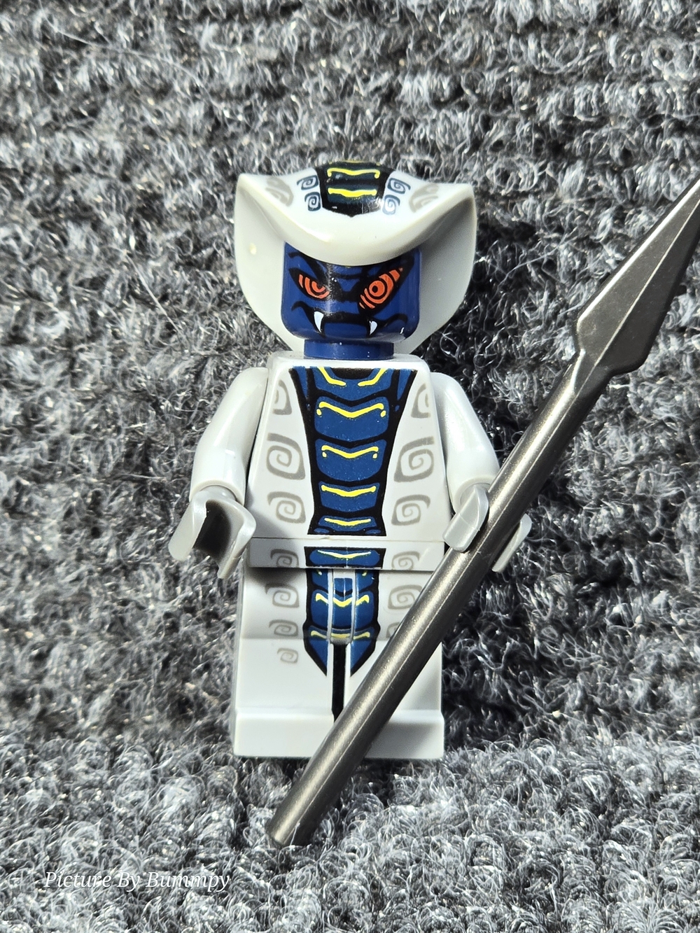 LEGO Rattla (minifigure code: njo033) Serpentine character from Ninjago Theme